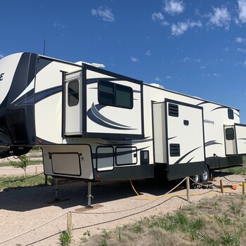 Thumbnail of RV