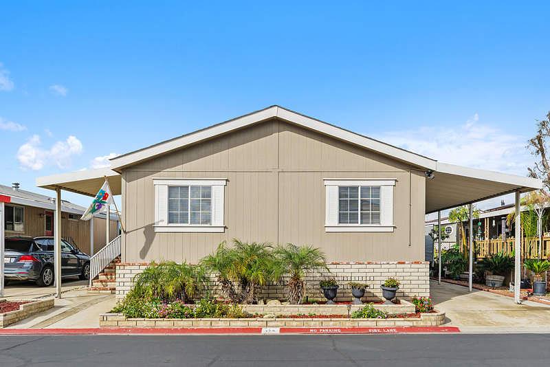 Photo of Mobile Home