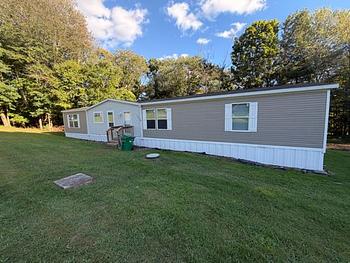 Thumbnail of mobile home