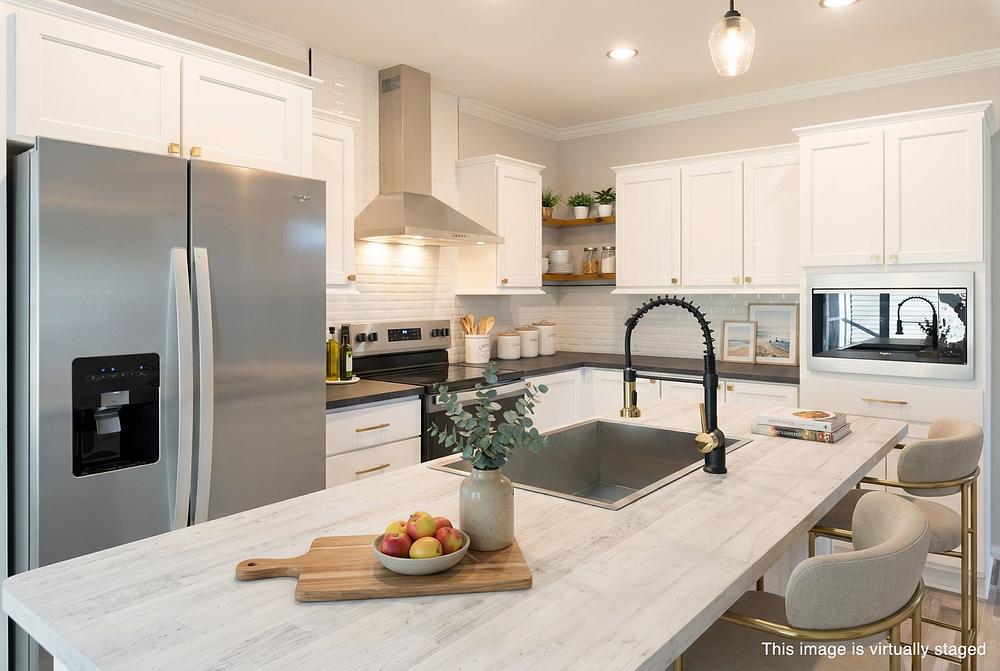 Camelot Lakes Village