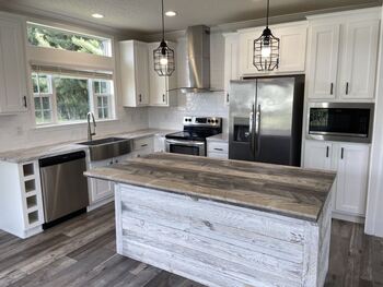 Thumbnail of mobile home