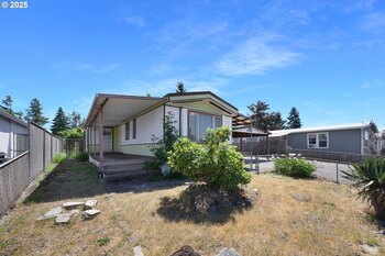 Thumbnail of mobile home