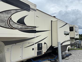 Thumbnail of RV