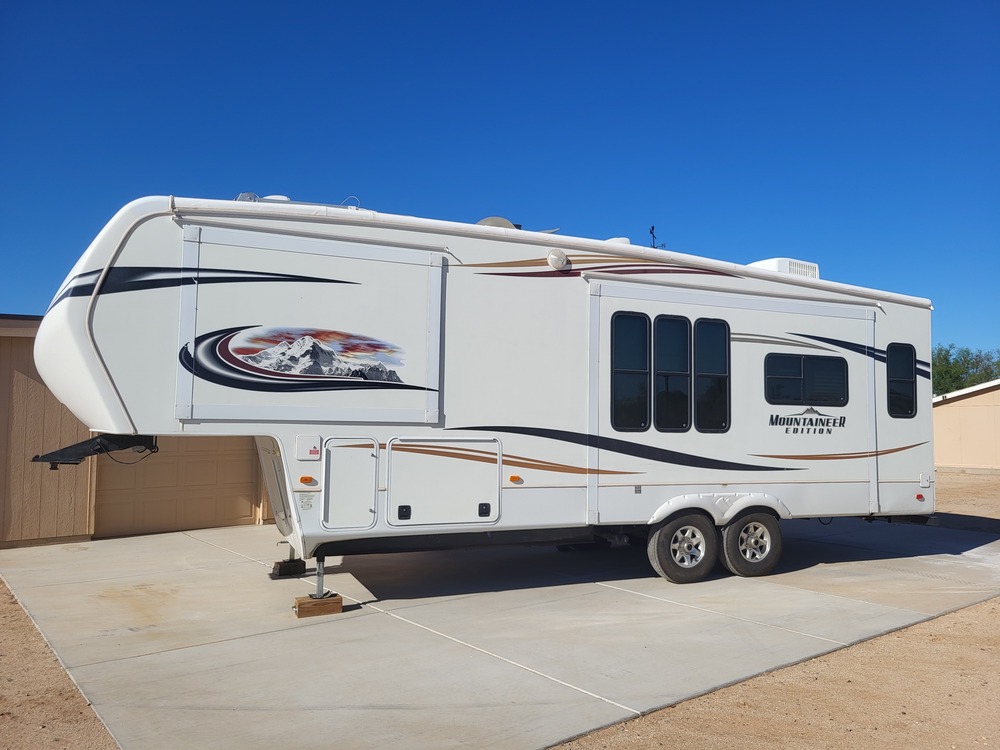 Photo of Rv