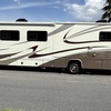 RV for Sale: 2004 Landau 3502DS