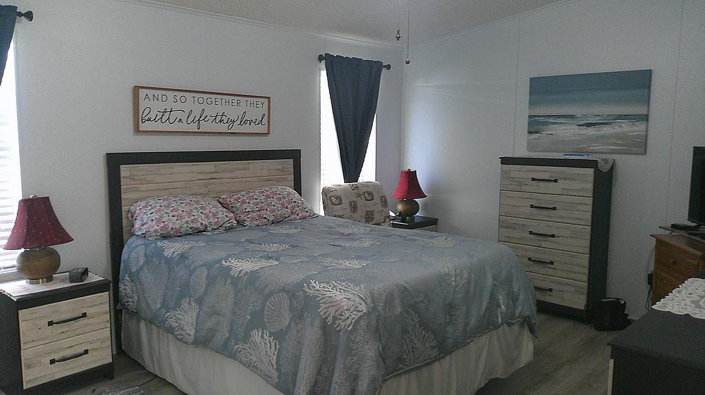 Lake Griffin Harbor Village