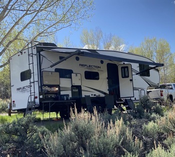 Thumbnail of RV