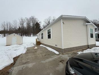 Thumbnail of mobile home