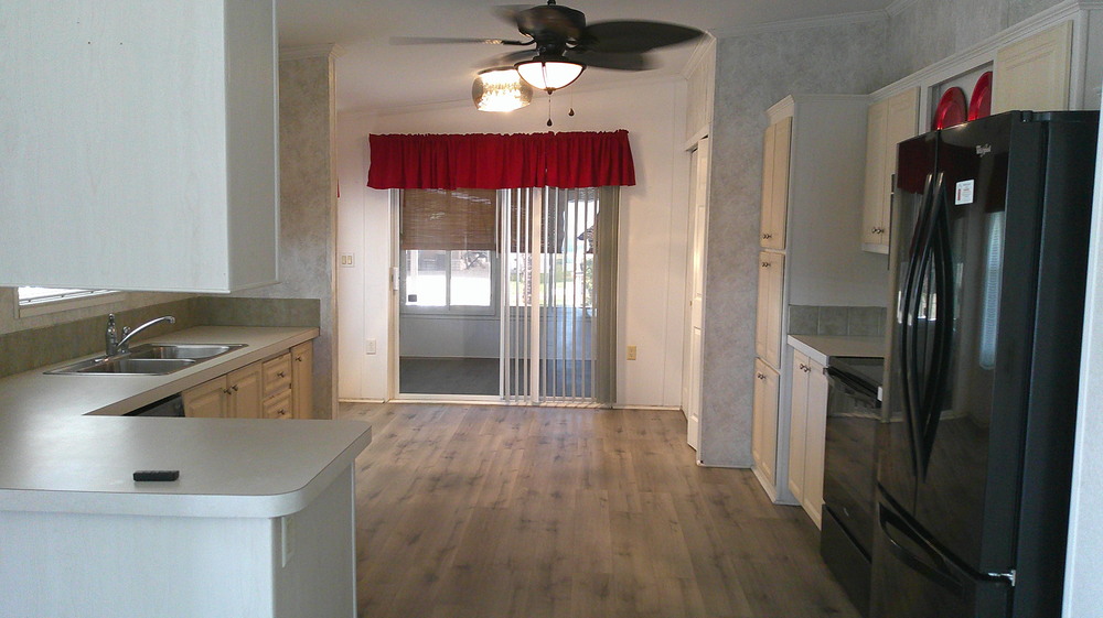 Lake Griffin Harbor Village