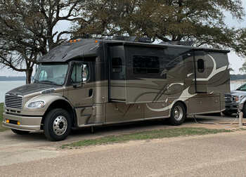 Thumbnail of RV