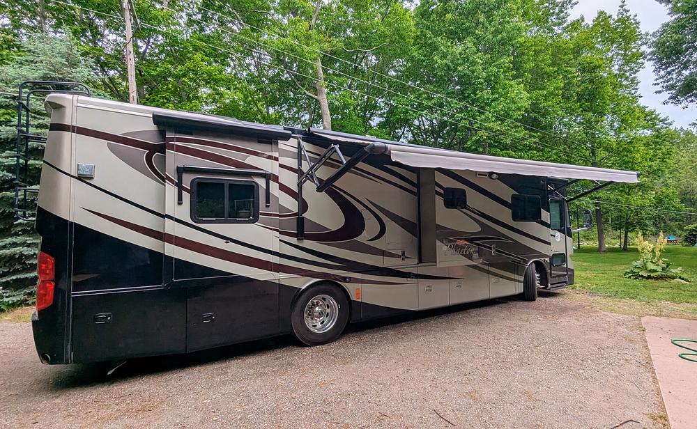 Photo of Rv