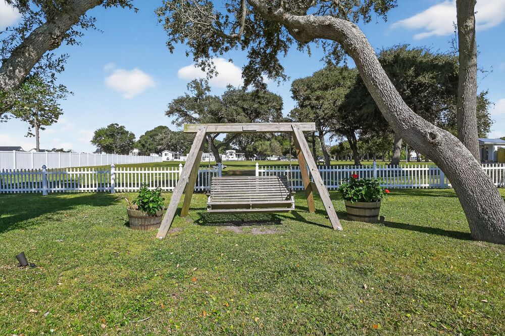 09 1204 Cedar Point Blvd Cedar Point NC 28584 USA Exterior 009 1204 CEDARPOINTBLVD CEDARPOINT NC IMAGE108