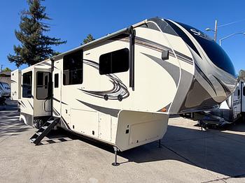 Thumbnail of RV