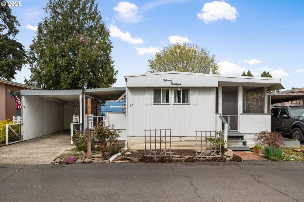 Photo of Mobile Home