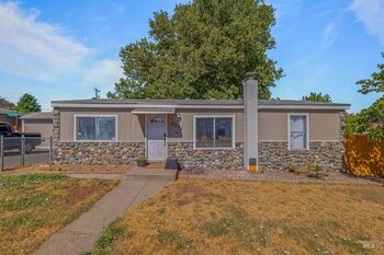 Thumbnail of mobile home