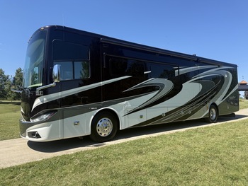 Thumbnail of RV