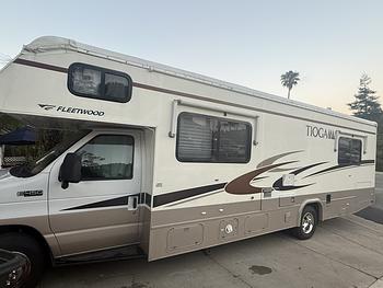 Thumbnail of RV