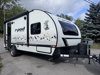 Thumbnail of RV