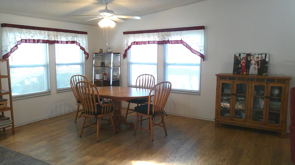 Lake Griffin Harbor Village