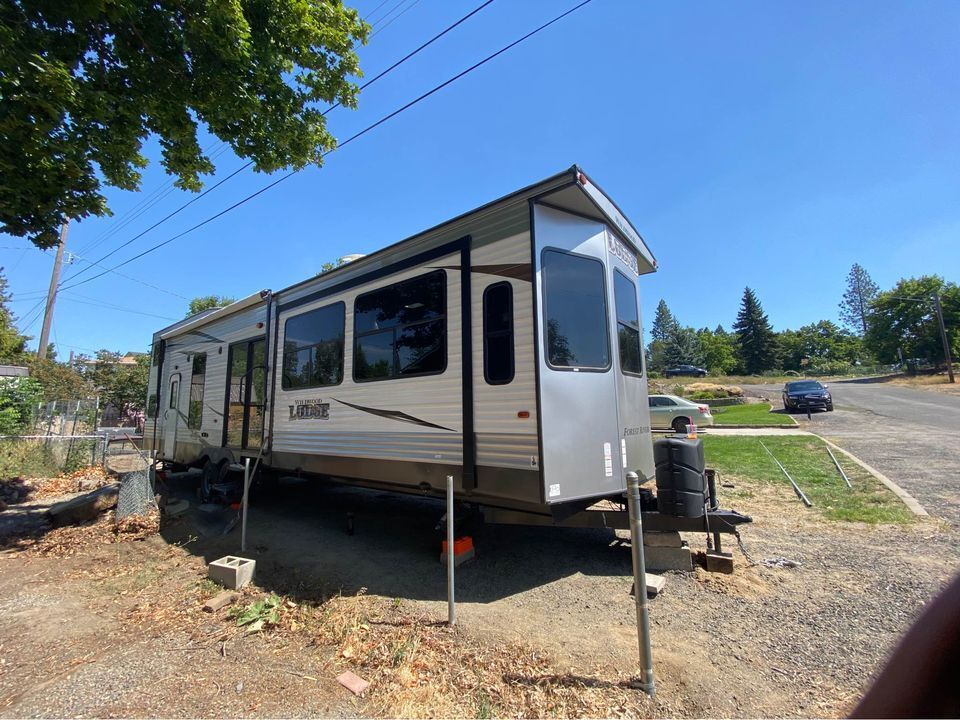 Photo of Rv