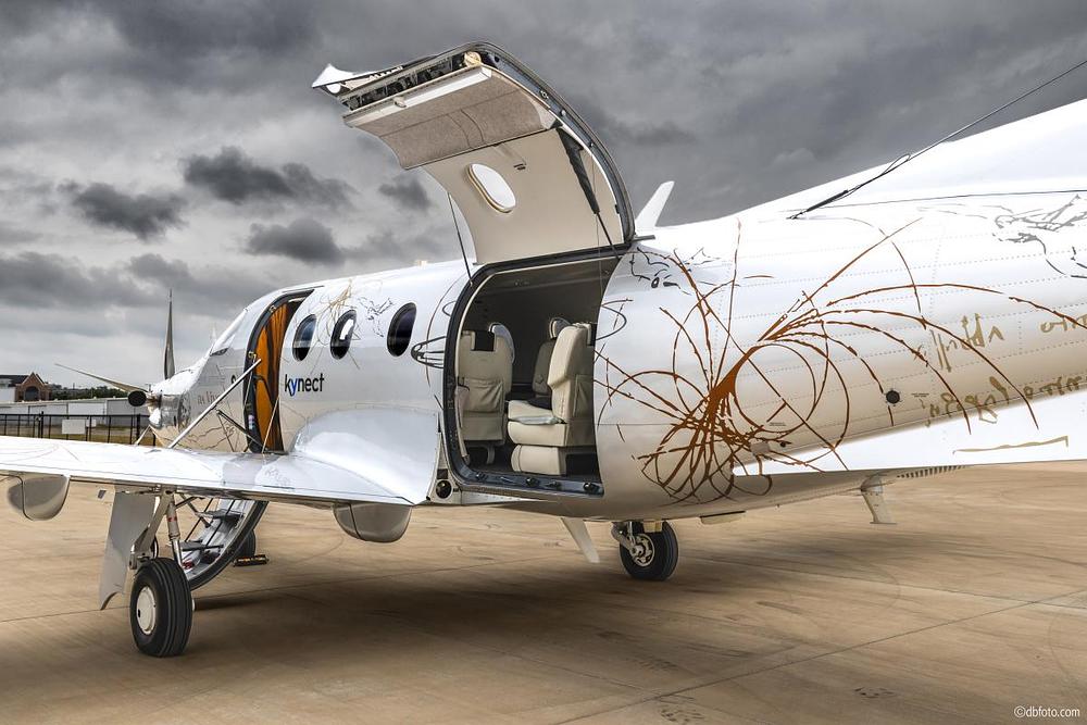 Cargo_Door.jpg