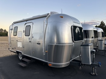 Thumbnail of RV