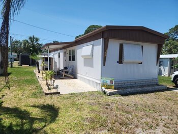 Thumbnail of mobile home