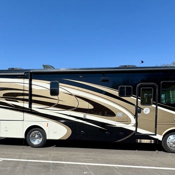 Thumbnail of RV