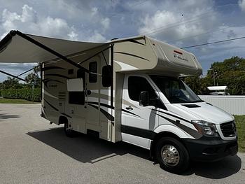 Thumbnail of RV