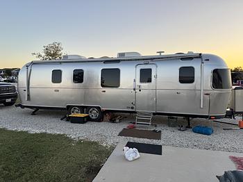 Thumbnail of RV