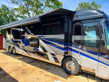 Thumbnail of RV
