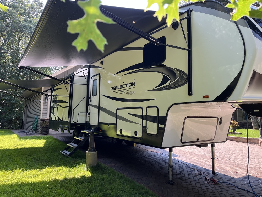 Photo of Rv