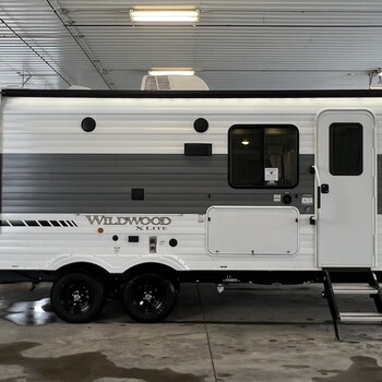 Thumbnail of RV