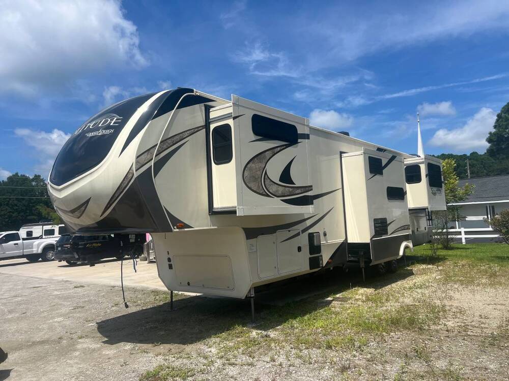Photo of Rv