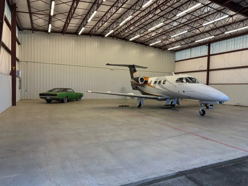 7778/embraer-phenom-100-2010-flightmarket-id-7778-29254.webp