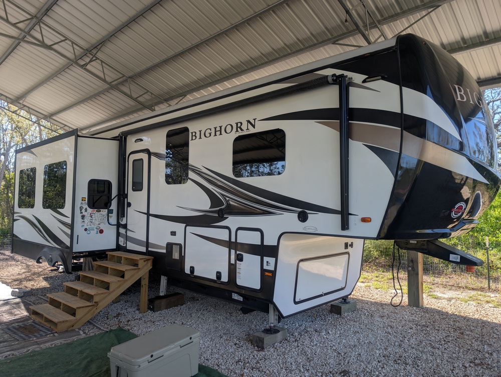 Photo of Rv