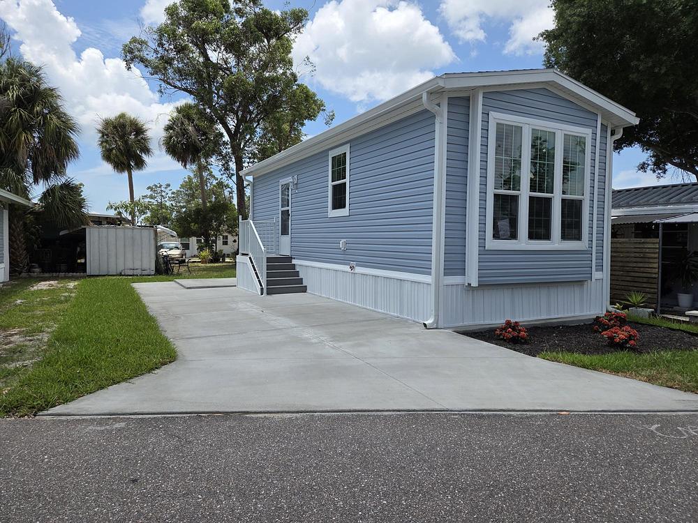 River Vista RV Village