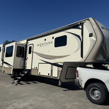Thumbnail of RV