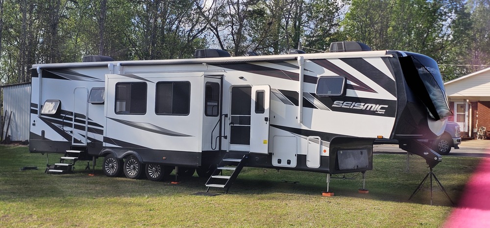 Photo of Rv