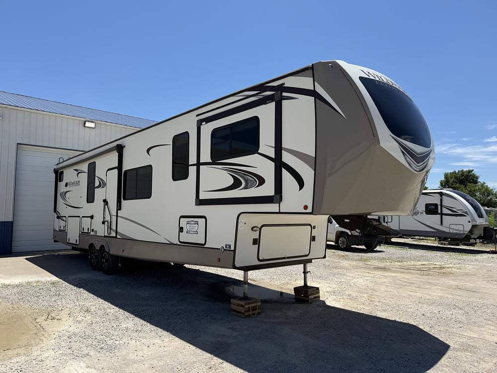 Photo of Rv