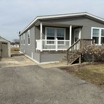 Thumbnail of mobile home