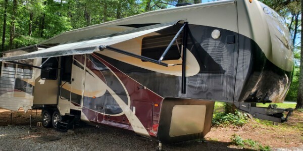 Photo of Rv