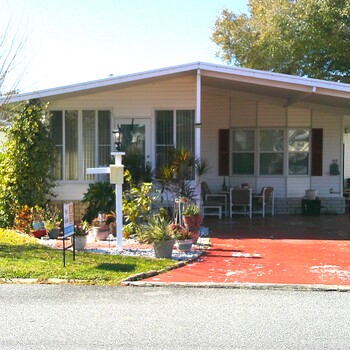 Lake Griffin Harbor Village