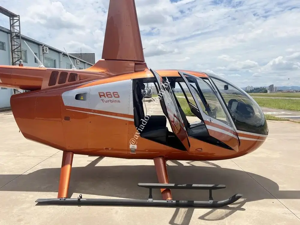 7384/robinson-r66-2022-flightmarket-id-7384-46541.webp