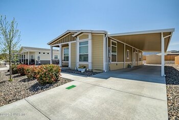 Thumbnail of mobile home