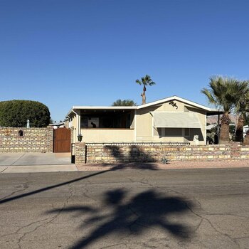 Thumbnail of mobile home