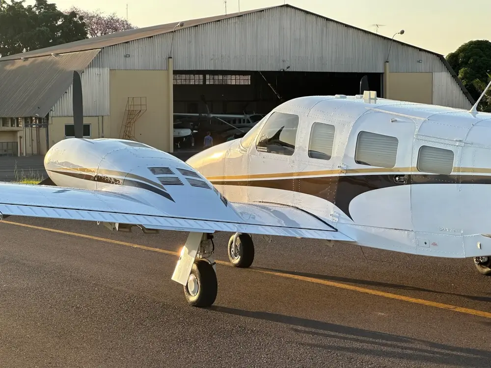 7114/piper-pa-34-220t-seneca-v-2014-flightmarket-id-7114-27015.webp