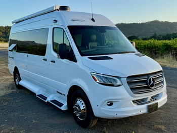 Thumbnail of RV