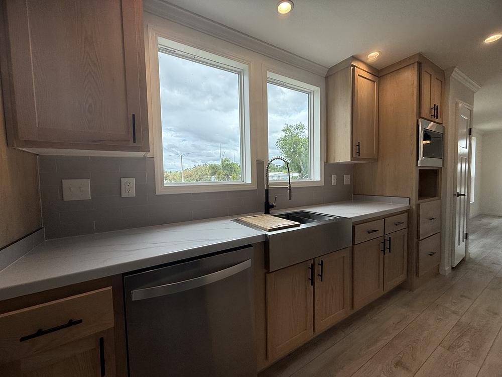 Camelot Lakes Village