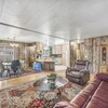 Mobile Home for Sale: 3 Bed 2 Bath 1975 Mobile Home